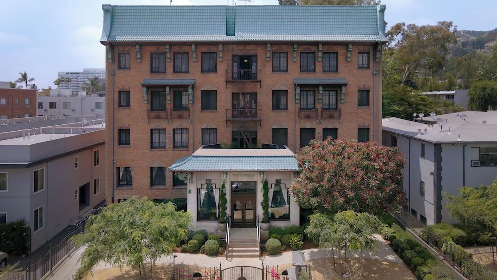 The Nirvana Apartment Hotel photo 15