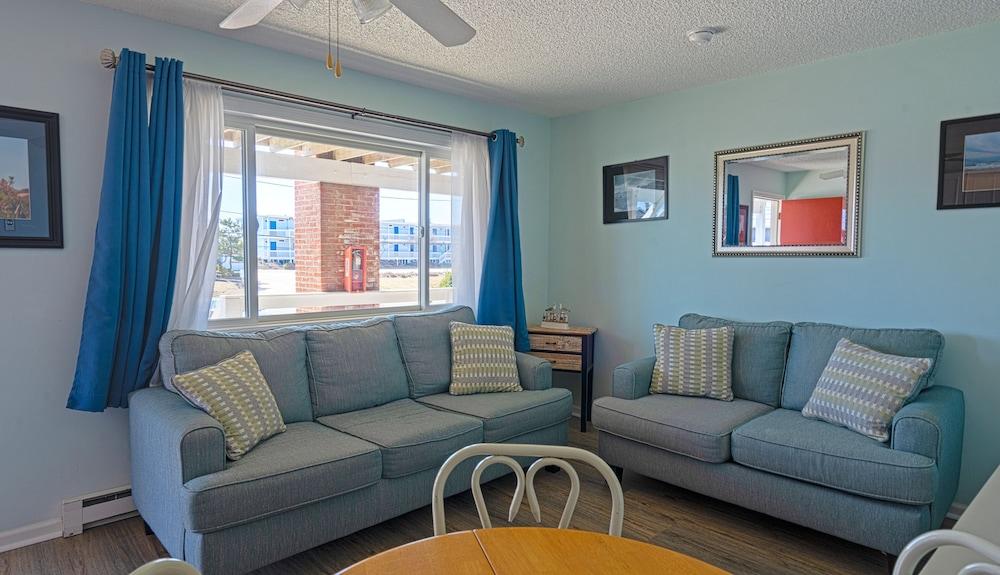 Montauk Oceanside Suites photo 14