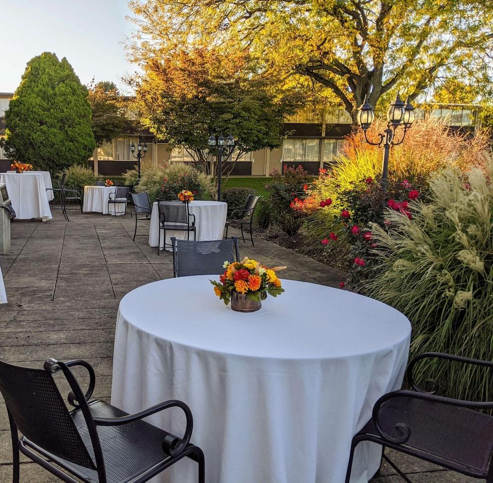 SureStay Plus Hotel by Best Western Lehigh Valley photo 29