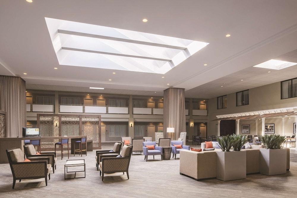 DoubleTree by Hilton Hotel Laurel photo 22