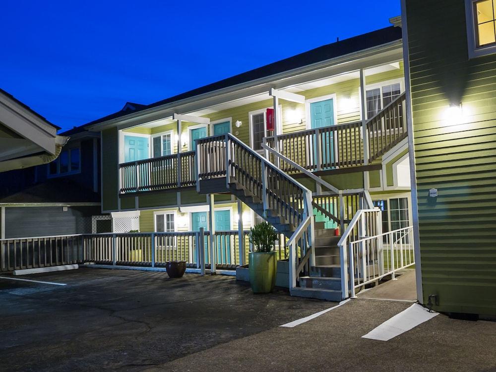 Inn of the Four Winds Oceanfront Seaside photo 7