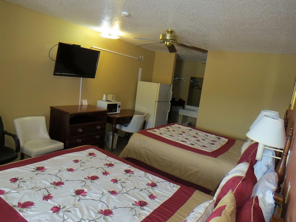 First Western Inn Caseyville photo 14