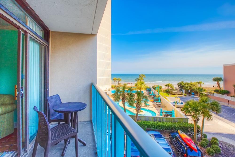 Sand Dunes Resort and Suites photo 25