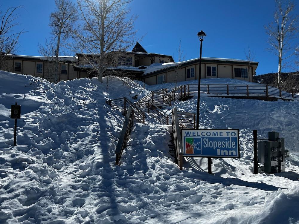 Slopeside photo 17