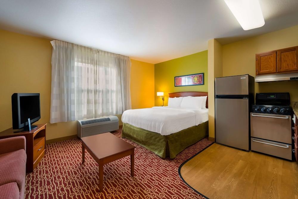 Sonesta Simply Suites Detroit Novi photo 24