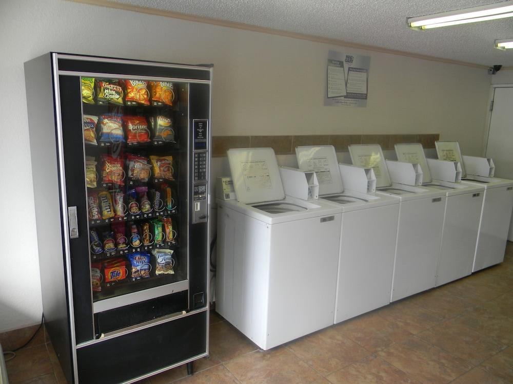 Americas Best Value Inn Conyer photo 44