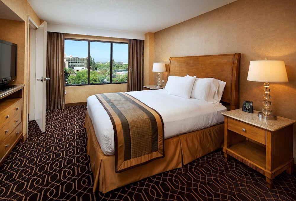 DoubleTree Suites by Hilton Anaheim Rsrt - Conv Cntr photo 10
