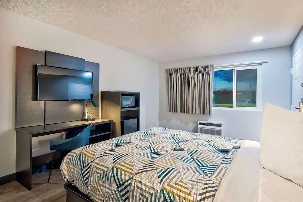 Motel 6 Vallejo, CA - Six Flags West photo 12