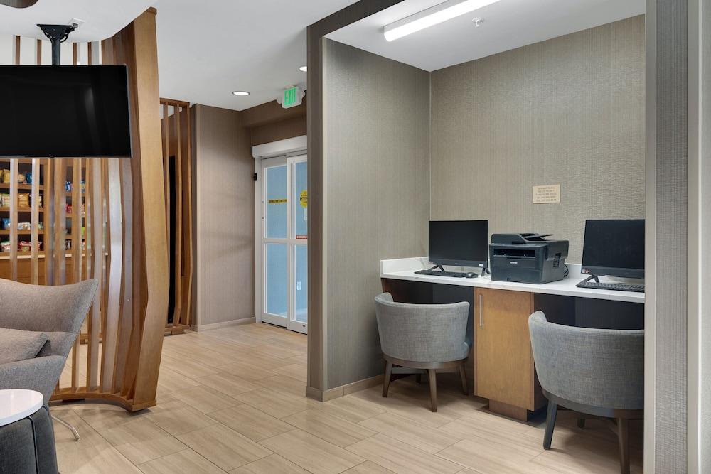 SpringHill Suites by Marriott Freeport Brunswick photo 14