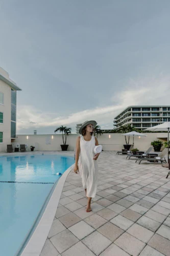 The Ambassador Hotel photo 59