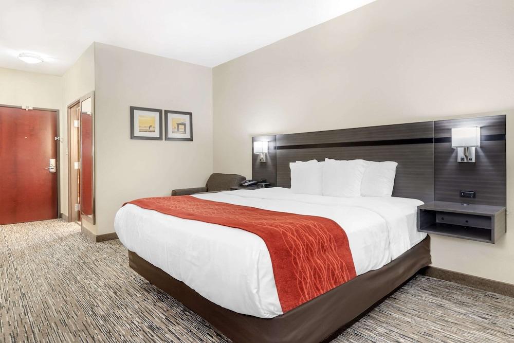 Comfort Inn Orange I-10 photo 8