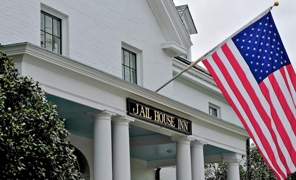 Jailhouse Inn photo 40