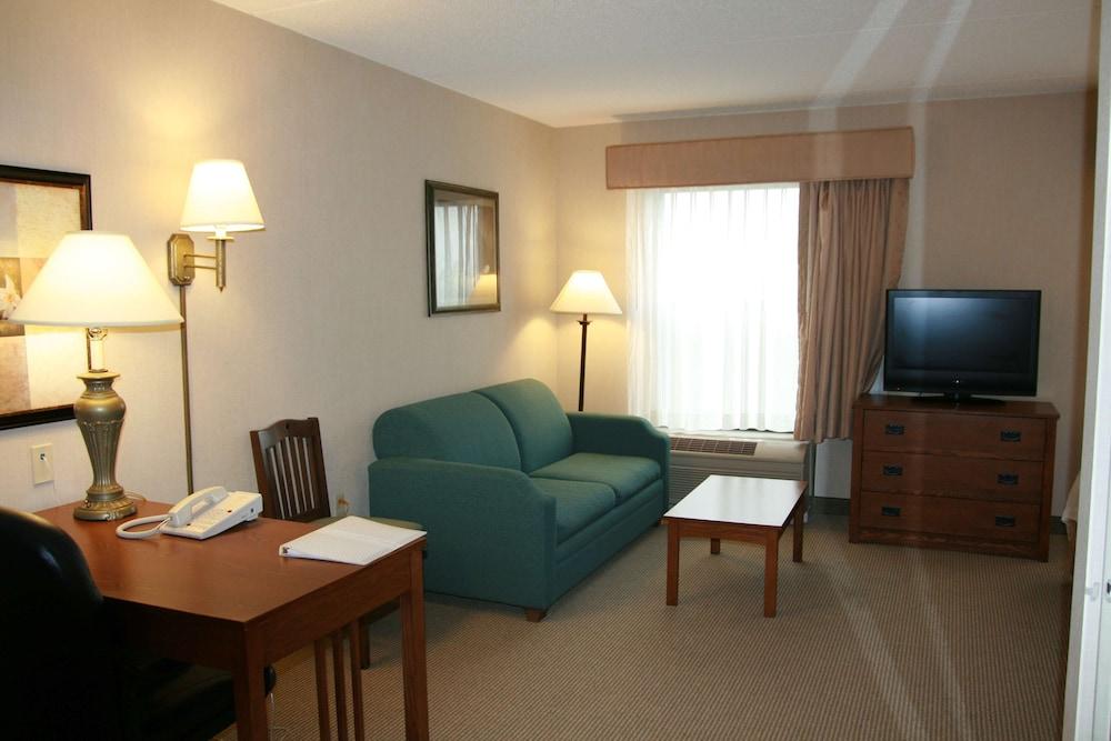 Hampton Inn Bloomsburg photo 23