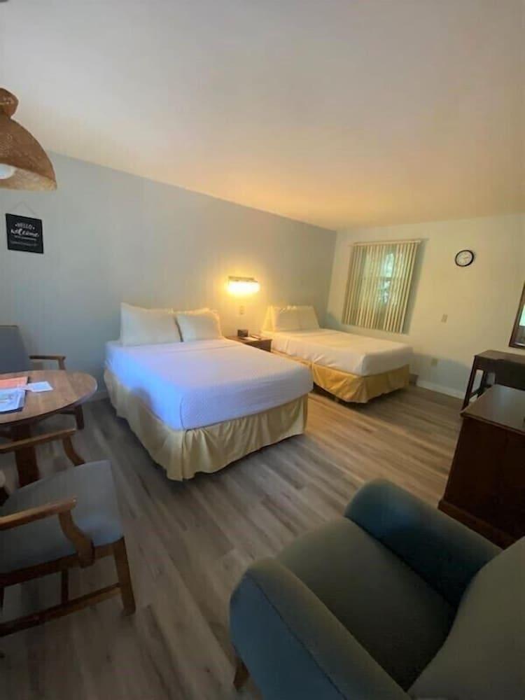 Boulder's Resort photo 59
