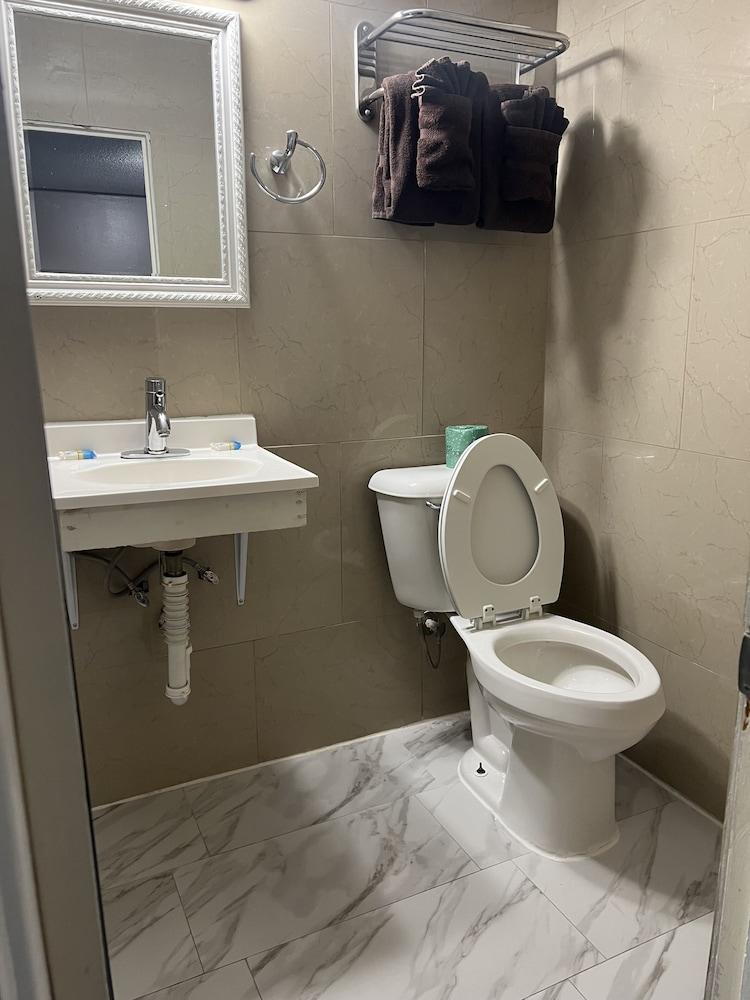 Laci's Country Inn photo 4