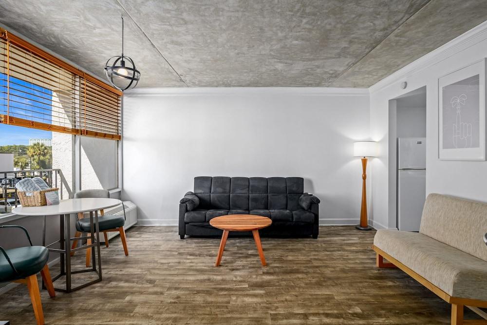 The Beverley Beach House photo 16