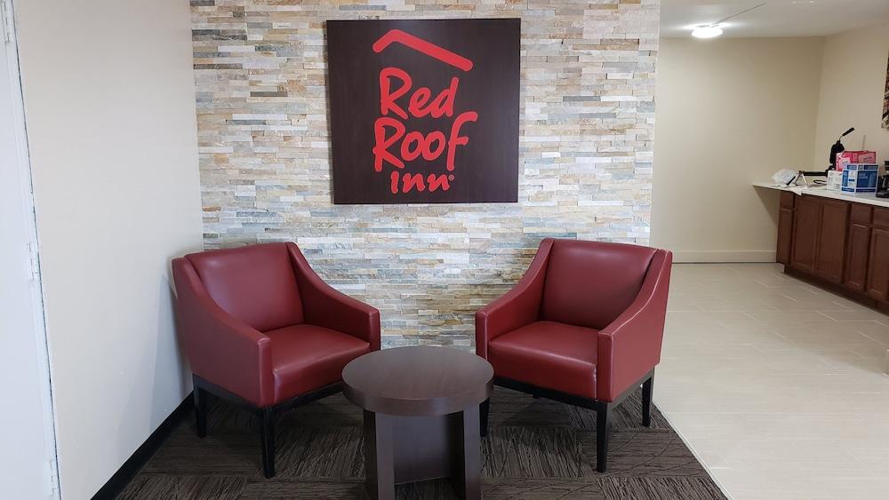 Red Roof Inn Cullman photo 16