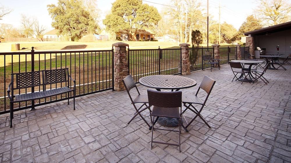 Best Western Plus Desoto Inn & Suites photo 25
