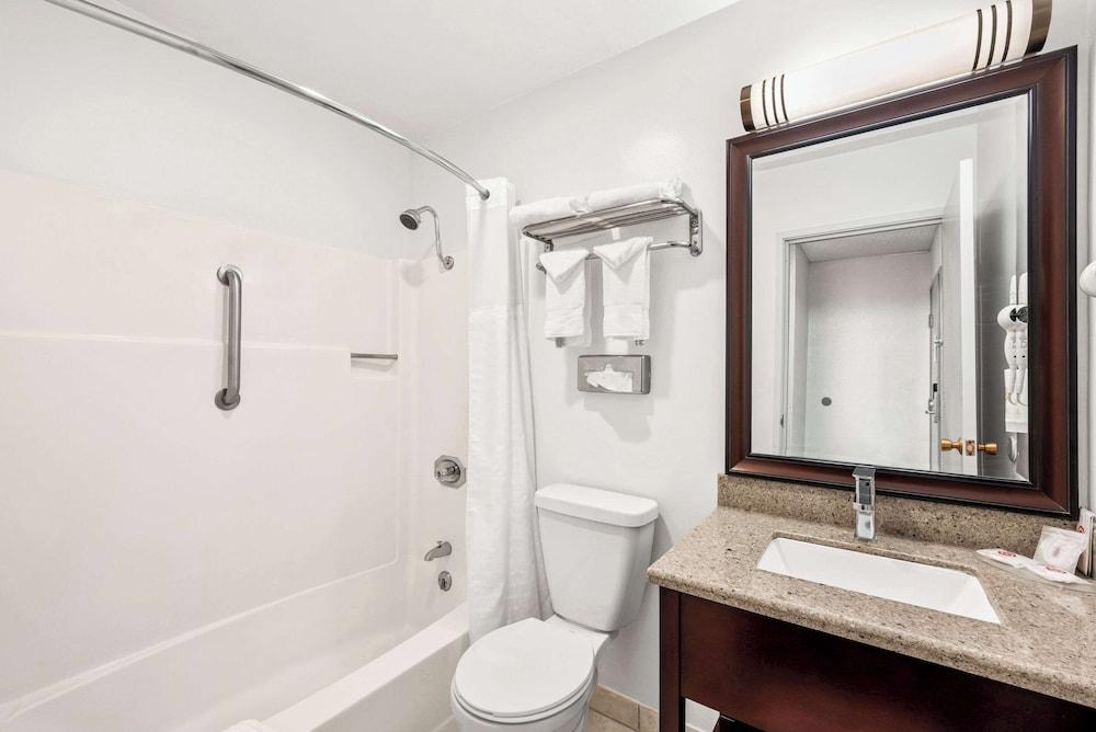 Comfort Inn Yreka I-5 photo 20