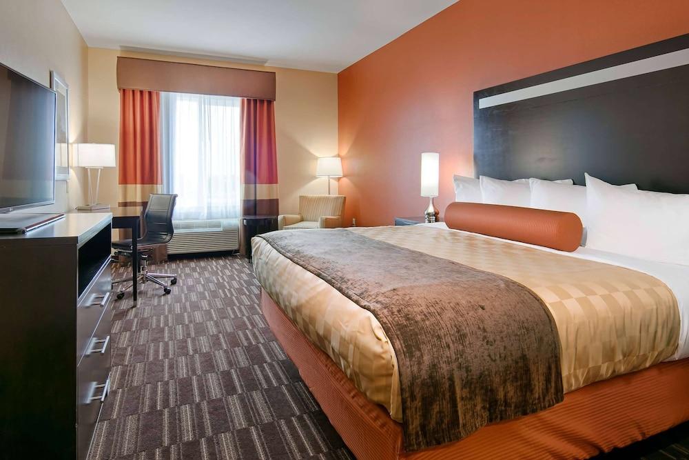 Wyndham Garden Lancaster CA photo 20