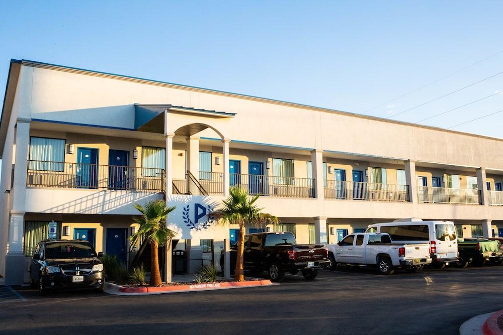 Palace Inn photo 37