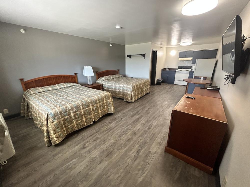 Imperial Motel photo 7