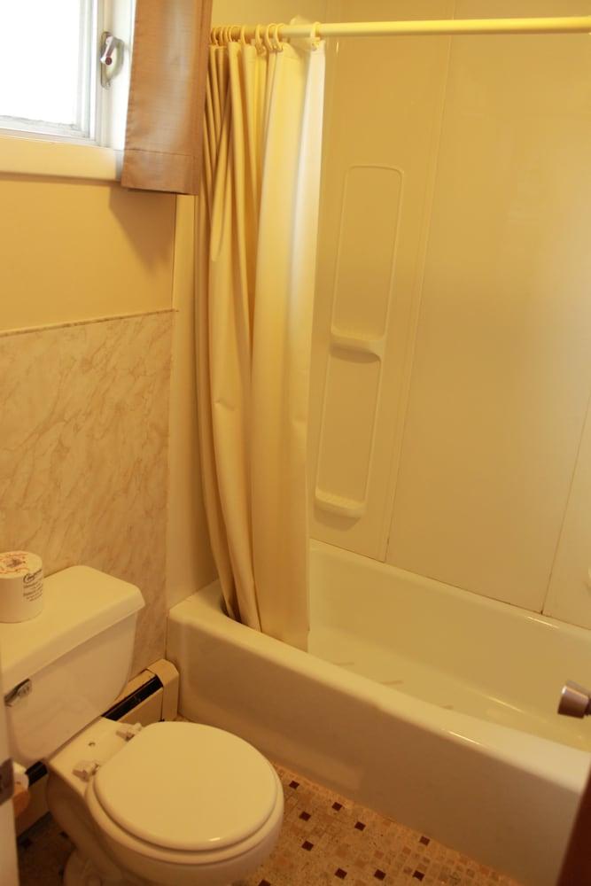 Acadia Gateway Motel photo 68