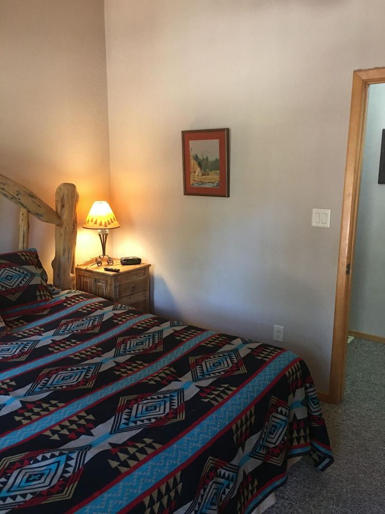 The Lodge at Lazy Bear Retreat photo 15