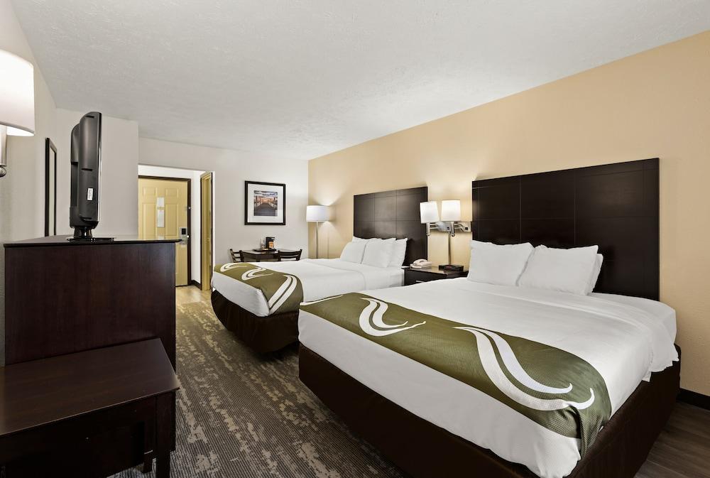 Quality Inn Traverse City photo 10