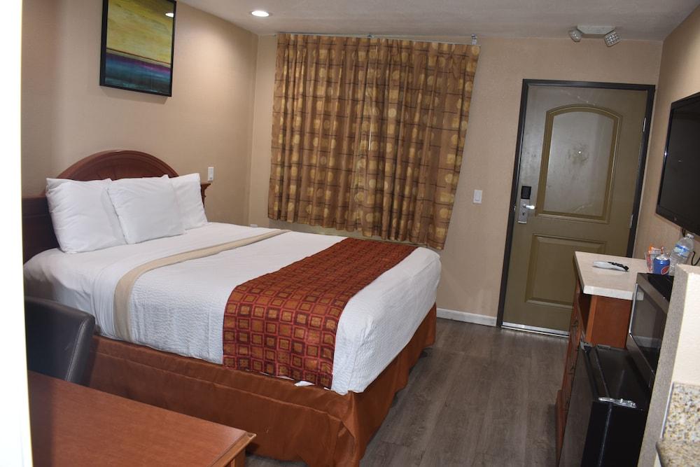 Budget Inn Motel photo 25