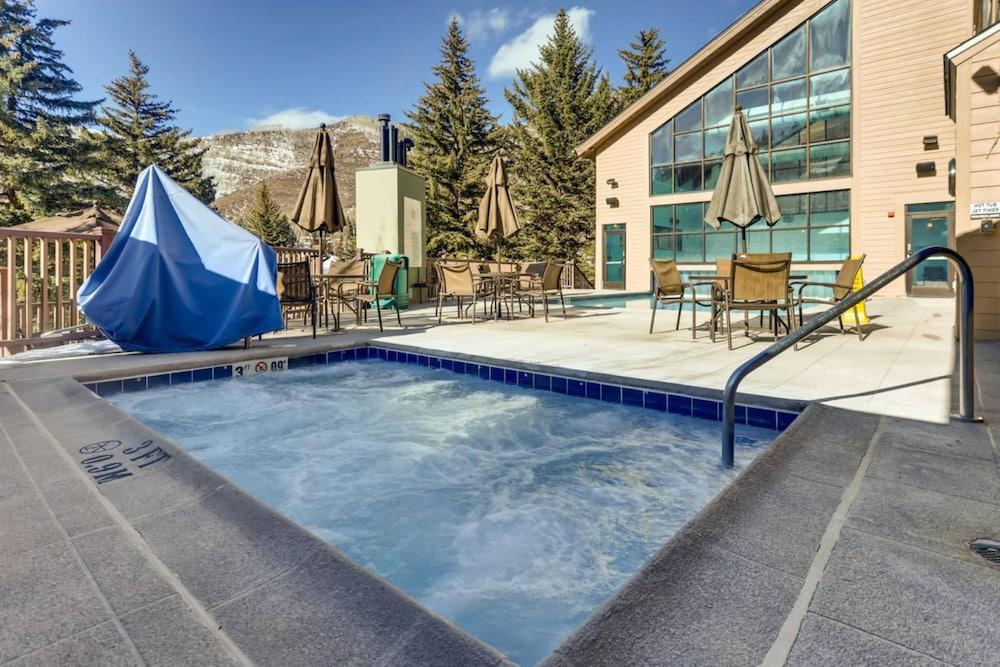 Bluegreen's StreamSide at Vail photo 49
