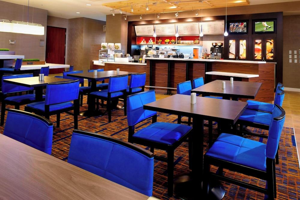 Courtyard by Marriott Tampa Oldsmar photo 45