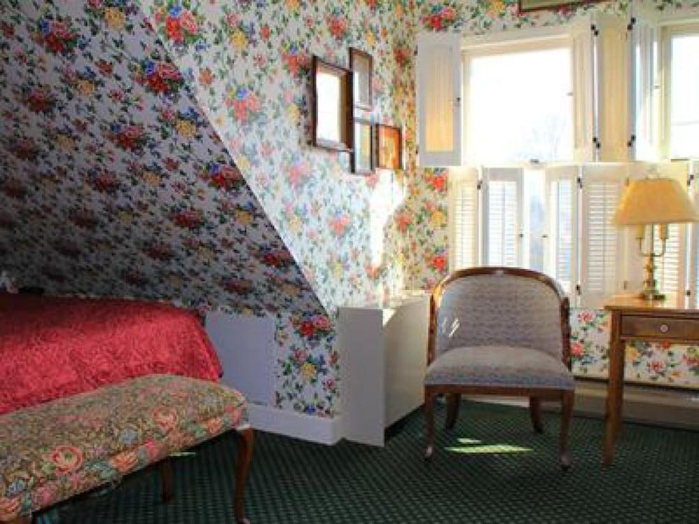 Inn on Mackinac photo 70