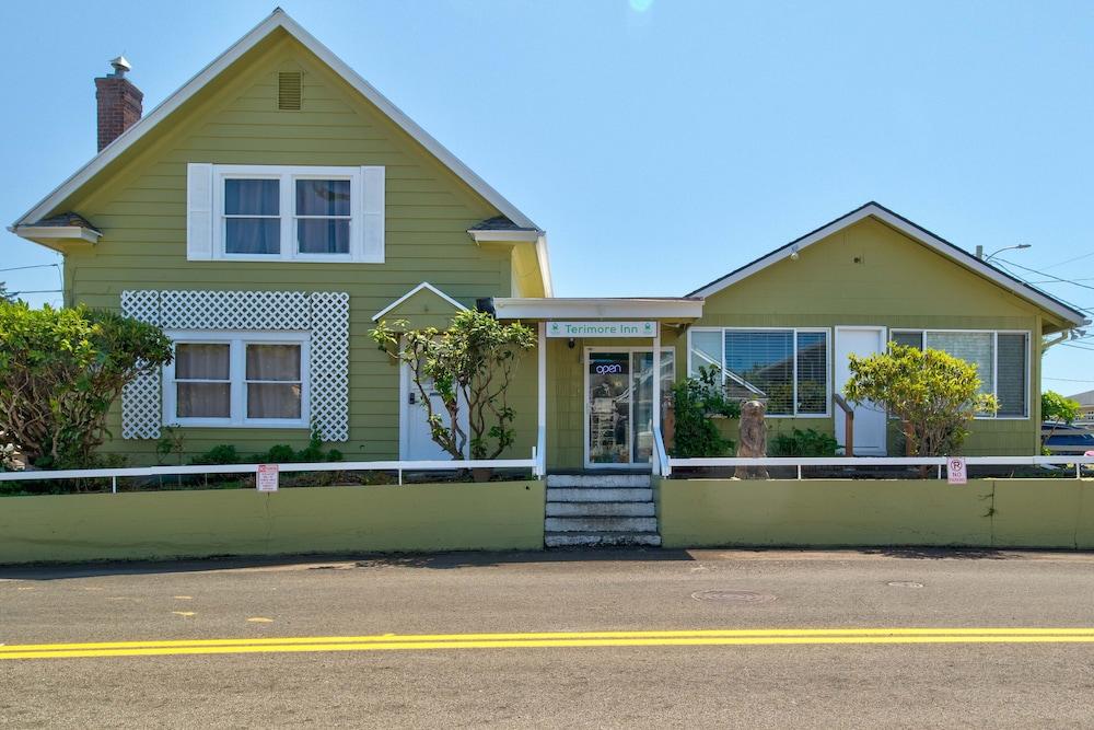 Terimore Bayfront Inn photo 13