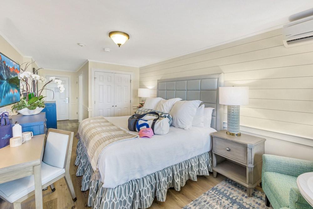 The Harborside Inn photo 23