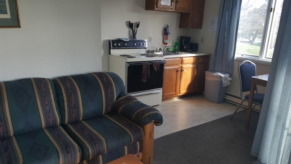 Clark's Beach Motel photo 38