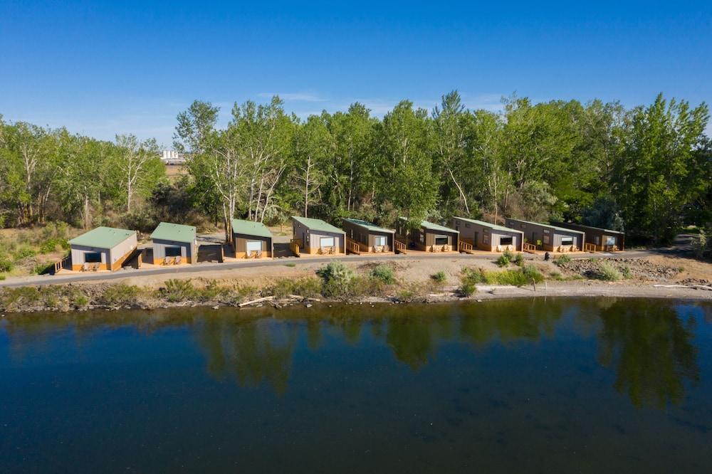 River Lodge And Grill photo 35