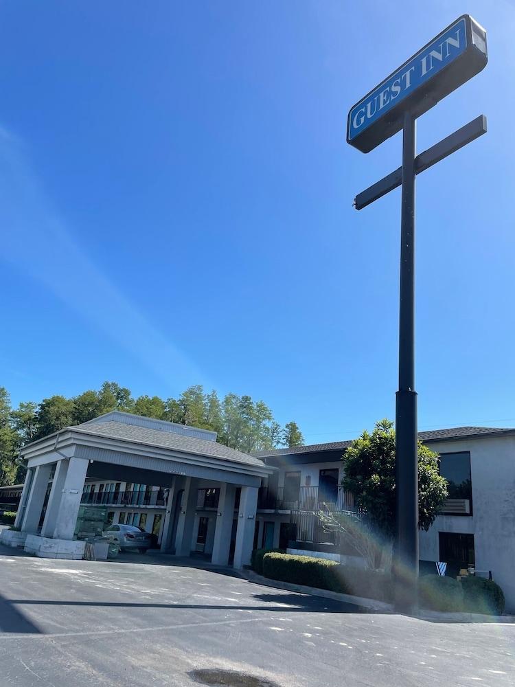 Guest Inn photo 16