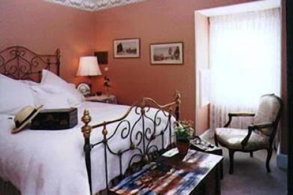 The Mansion Inn photo 11