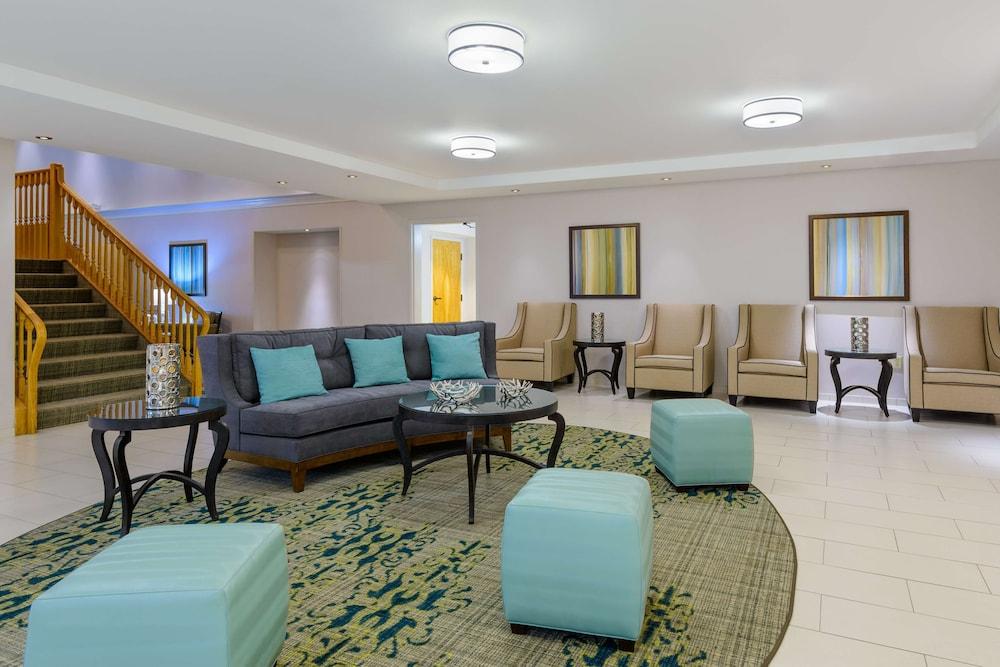 Homewood Suites by Hilton Phoenix - Metro Center photo 7