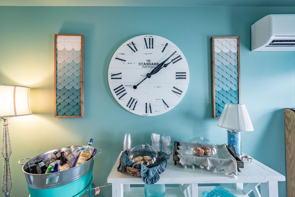 Ocean Glass Inn photo 62