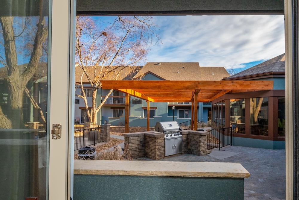 Endeavor Inn & Suites, Trademark Collection by Wyndham photo 41