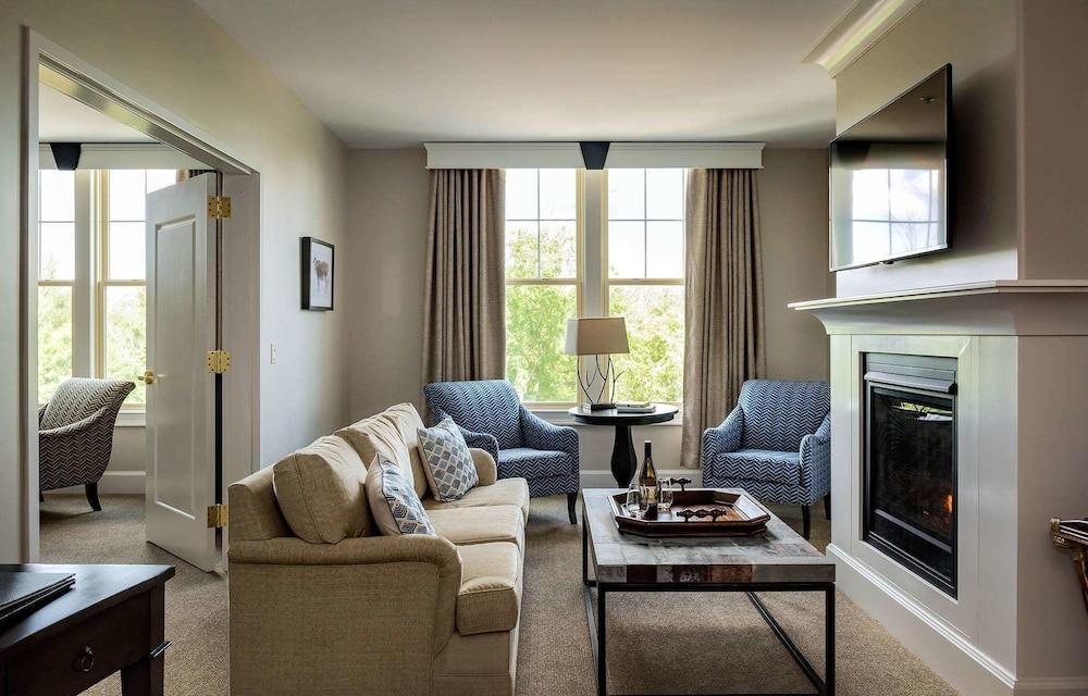 The Grand at Bedford Village Inn photo 20