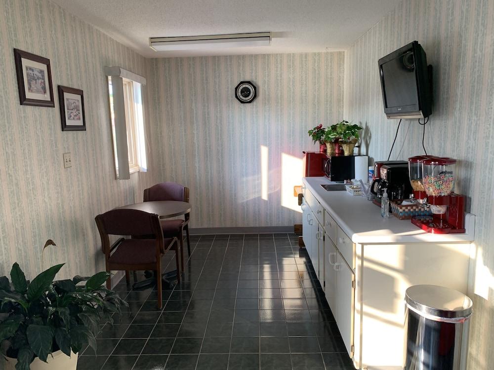 Americas Best Value Inn Roxboro photo 22