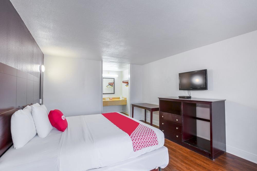 OYO Hotel Baton Rouge - Mead Rd Louisiana photo 33