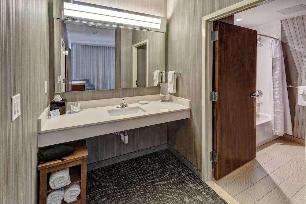 Courtyard by Marriott Austin Northwest/Lakeline photo 14