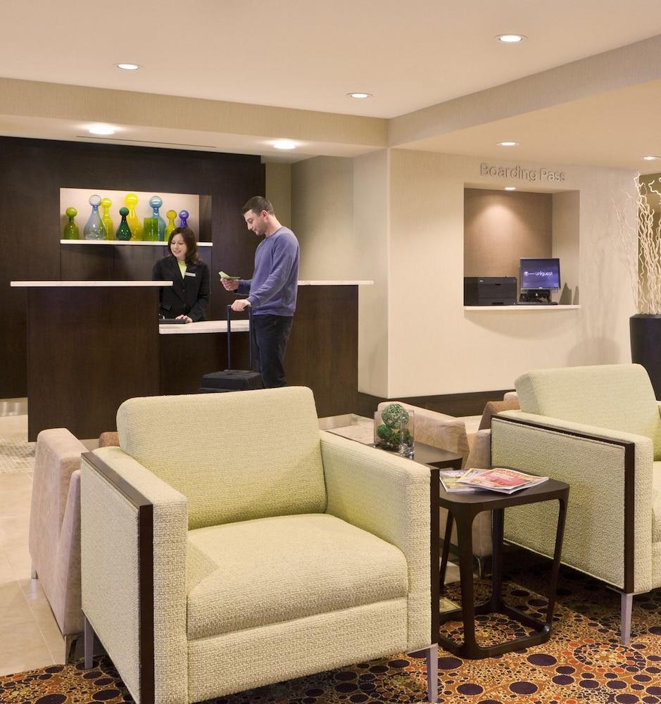 Courtyard by Marriott Newburgh Stewart Airport photo 2