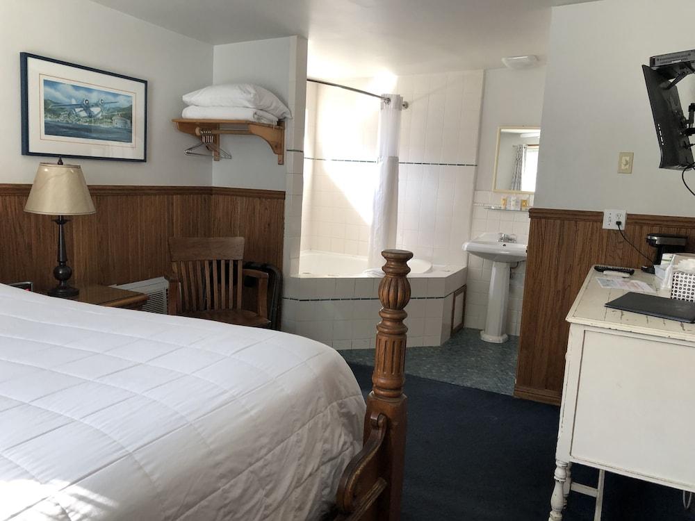 Seacrest Inn photo 66