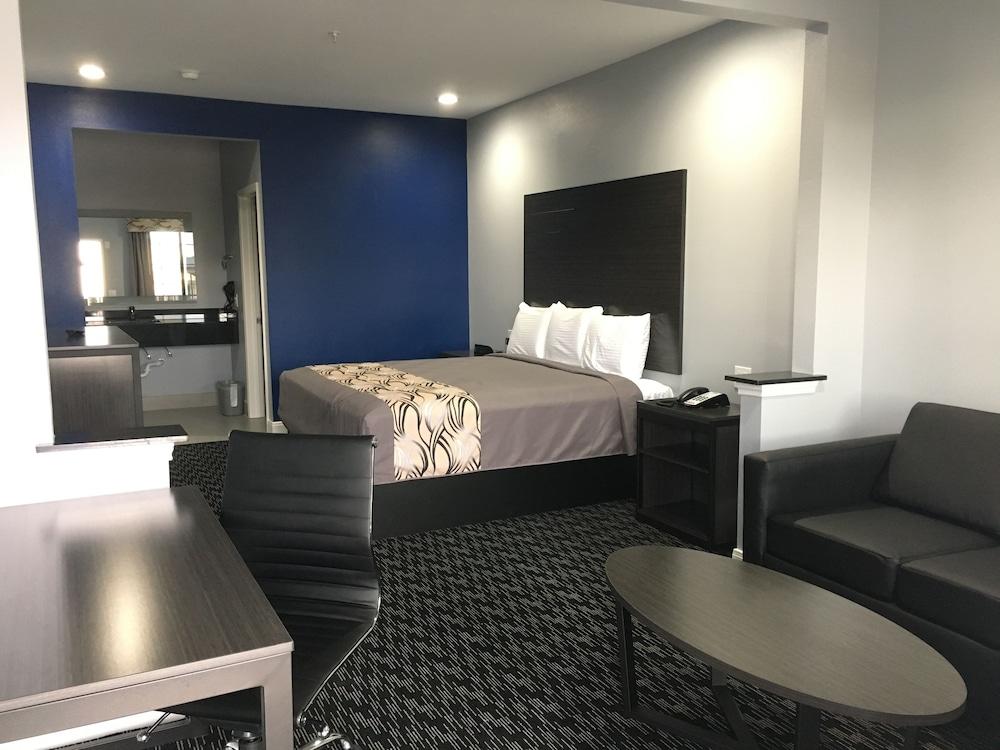 Platinum Inn and Suites photo 11