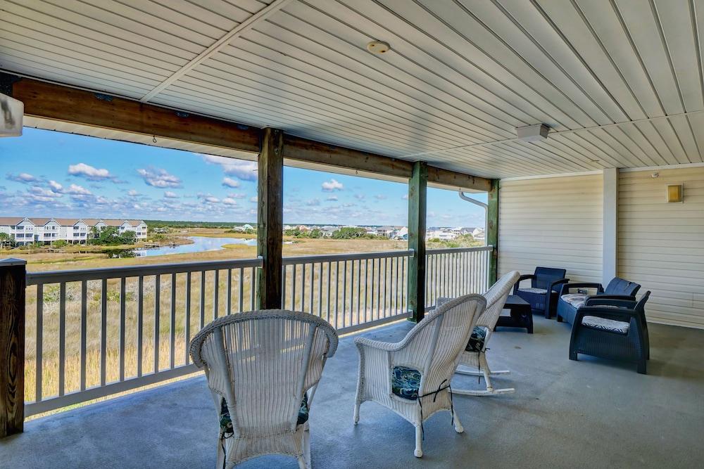 Tiffany's Motel & Condos photo 34